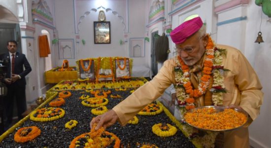 Modi at Janaki Mandir