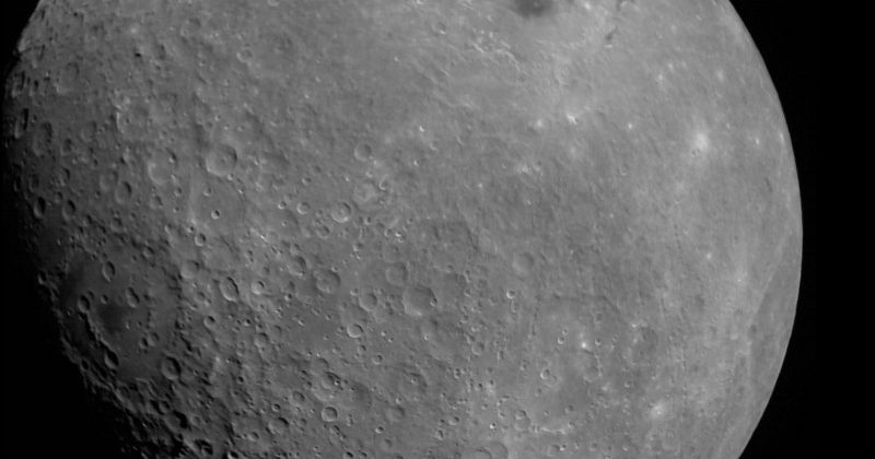 Satelite Altitude_moon surface mage