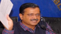 दिल्ली सरकार के अधिकार, केंद्र समीक्षा के लिए सुप्रीम कोर्ट में