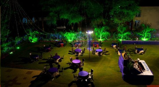 होटल और रेस्टॉरेंट