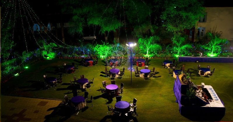 होटल और रेस्टॉरेंट