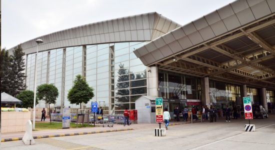 हवाई अड्डे