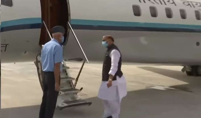 रक्षा मंत्री