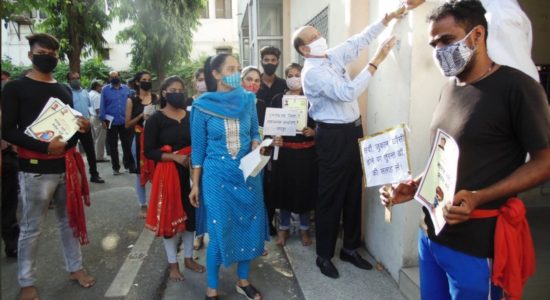 मास्क नहीं तो प्रवेश नहीं