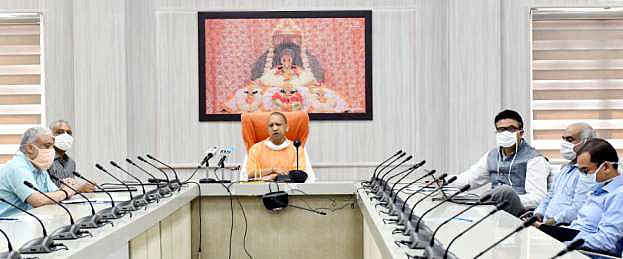 गोदामों