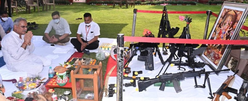 शस्त्र पूजा