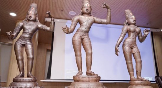 कांस्य मूर्तियां