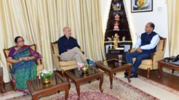 अनुपम खेर