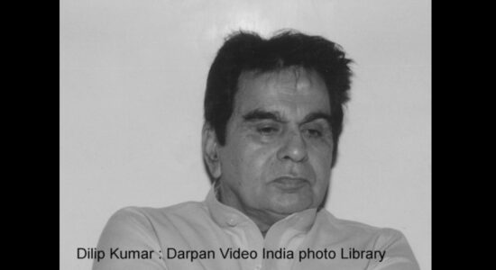 दिलीप कुमार का निधन