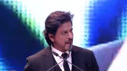 बेशरम रंग