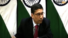 कतर में गिरफ्तार