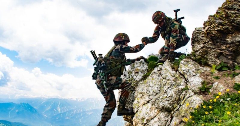 सेना दिवस