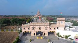 खोडलधाम मंदिर