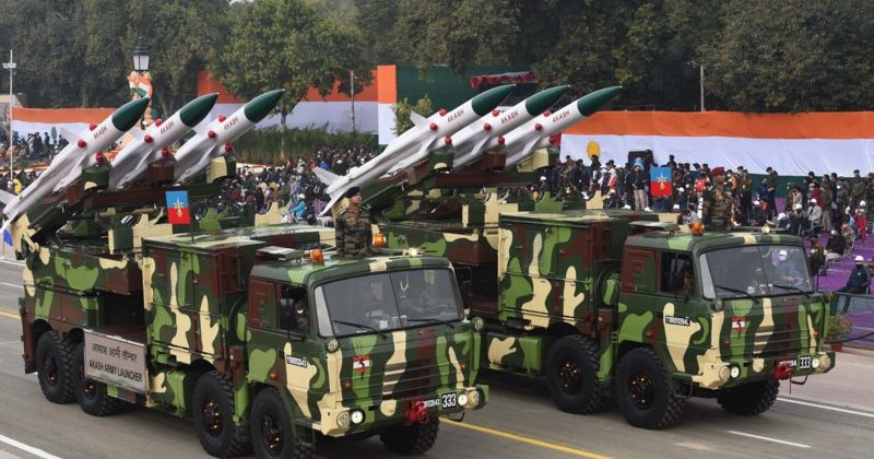 सेना की झांकी,