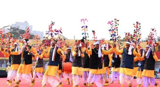 राऊत नाचा लोक नृत्य