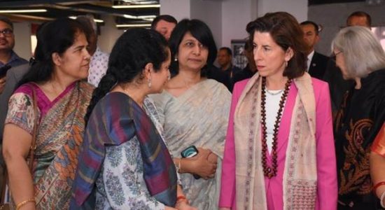 हथकरघा हाट