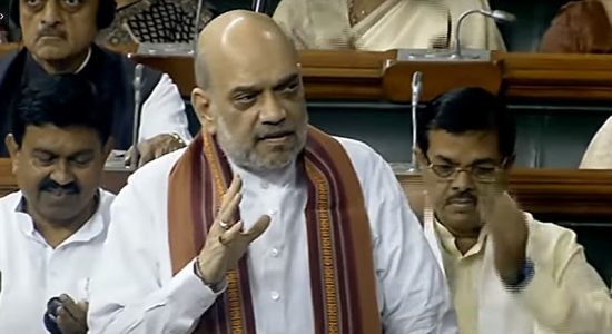 अंग्रेज़ों द्वारा बनाए गए ३ कानून समाप्त