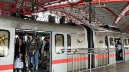 Daily passengers on metro rail systems exceeds 10 million