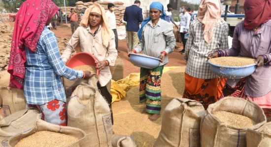 Chhattisgarh urges Center not to implement biometrics