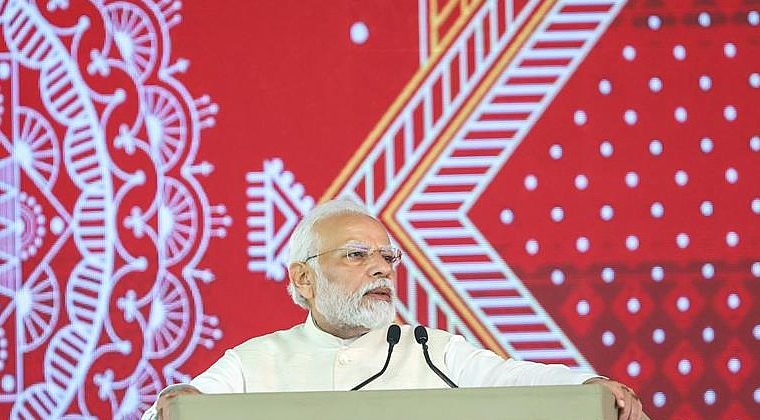 Modern infrastructure makes life easier, Modi said