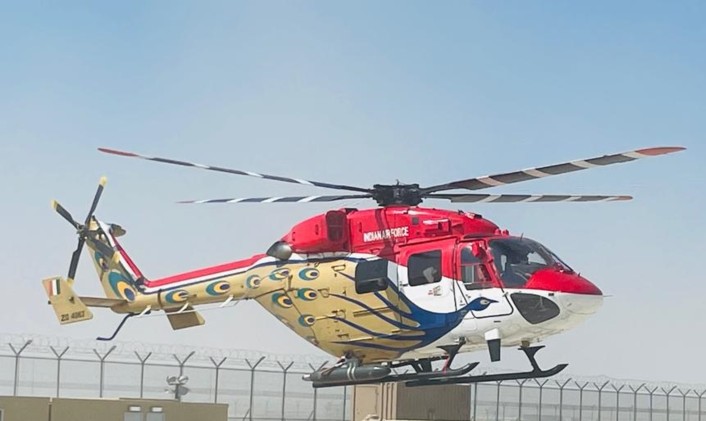 दुबई एयर शो 2023 में भारतीय वायुसेना का दस्ता