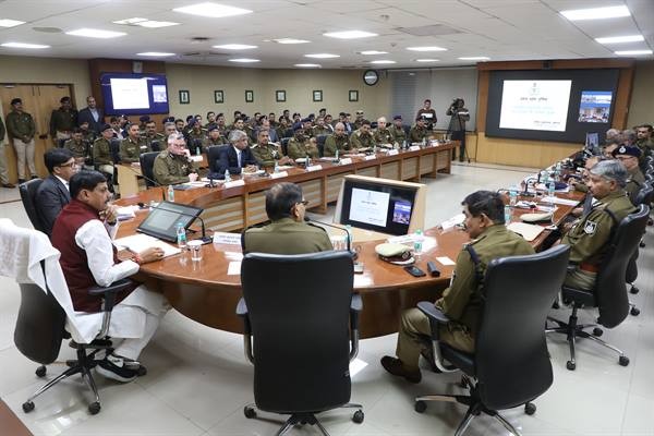 Strict action should be taken against mineral mafia