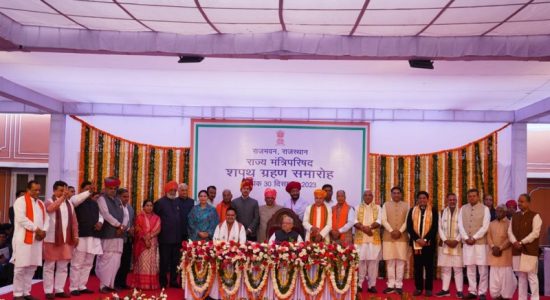 राजस्थान में 12 केबिनेट एवं 10 राज्य मंत्रियों ने ली शपथ