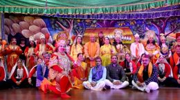 About 400 women artists in Ramlila of Uttarakhand