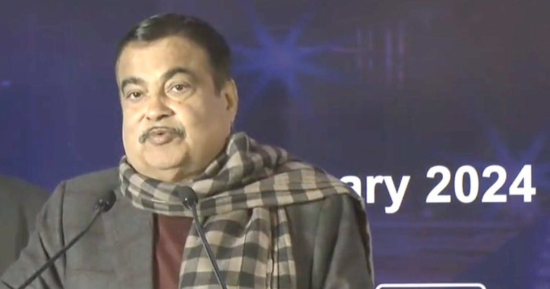 There are 53 road accidents and 19 deaths every hour.