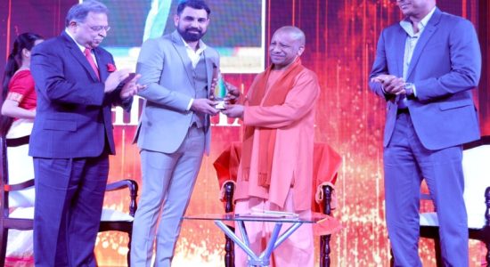Chief Minister Yogi Adityanath honored sports personalities