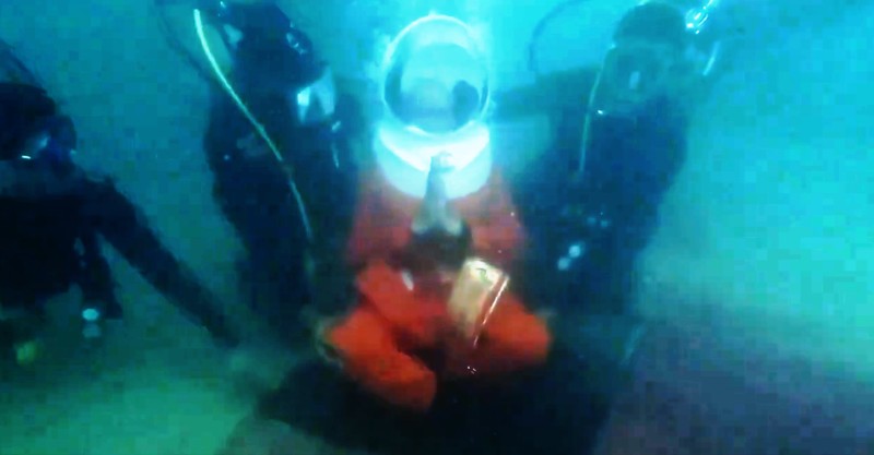 Modi sight Dwarka from the under the sea