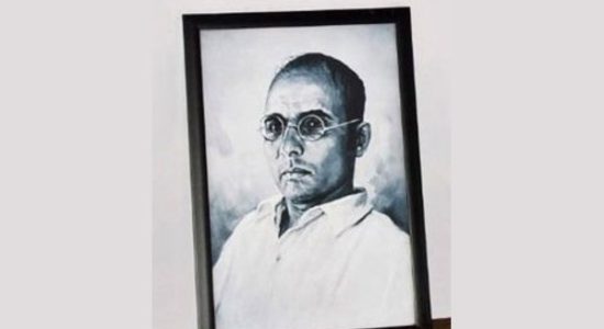 Prime Minister pays tribute to Veer Savarkar on his death anniversar