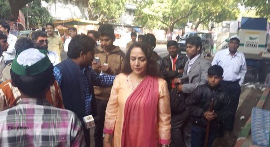 Surjewala banned for 48 hours for comment on Hema Malini