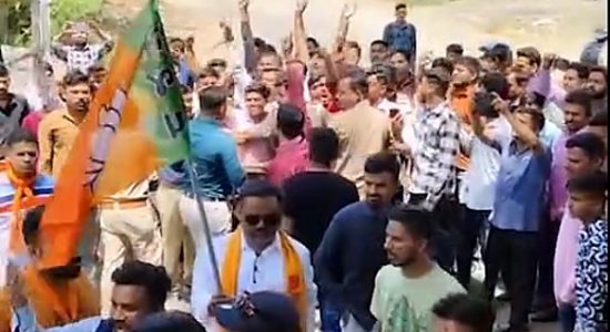 Kshatriya movement raging in Gujarat, protest against BJP candidate