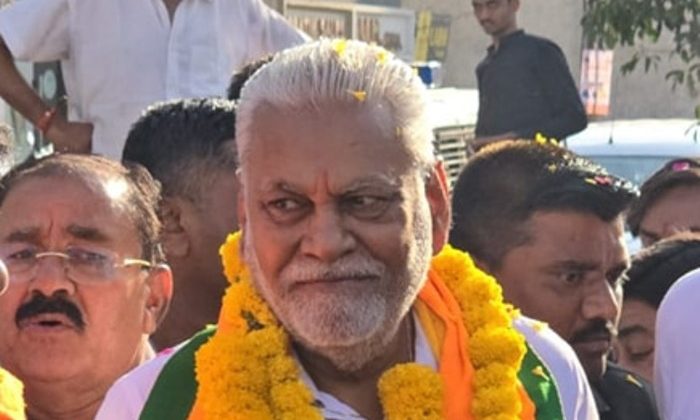 Purushottam Rupala was nowhere to be seen in the Prime Minister's meetings