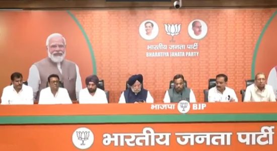 Lovely, who resigned from the post of Delhi Congress President, joins BJP