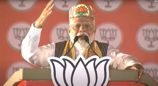 One prince considered the country and the other considered Bihar as his jagir - Modi