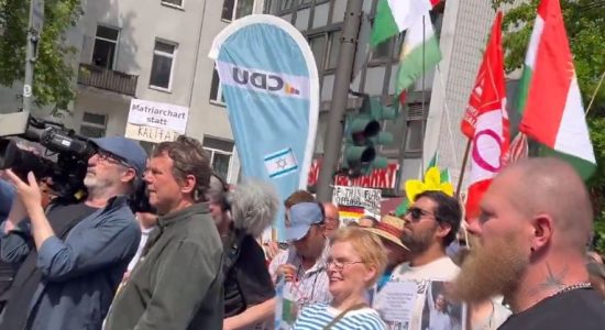 Liberals demonstrate in Hamburg against Islamism and anti-Semitism