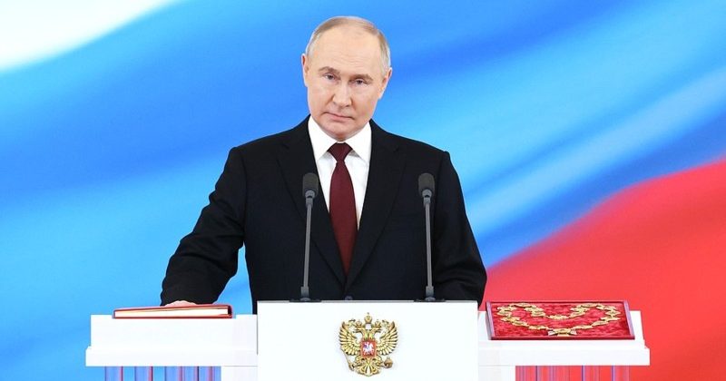 Vladimir Putin sworn in as President of Russia for the fifth time