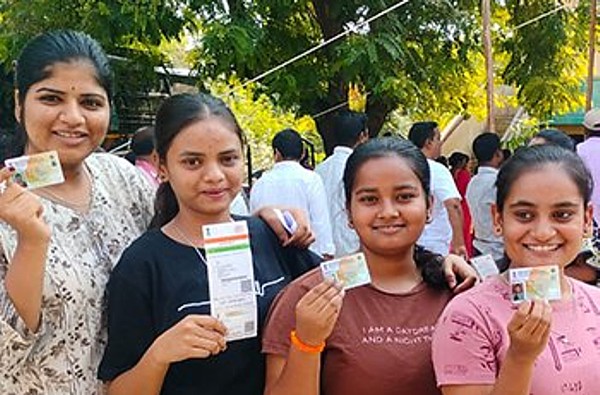 Voting completed for 283 Lok Sabha seats, 61.45% voting in the third phase