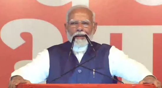 india-blocks-spectacular-victory-but-modi-will-become-prime-minister