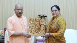 Smt Vasundhara Raje meets Chief Minister Yogi Adityanath