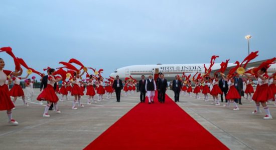 Grand red carpet welcome for Prime Minister in China