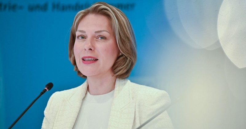 तरक्की सिर्फ़ "छोटे-छोटे कदमों"में, जर्मन इंडस्ट्री ने 124,000 नौकरियां कम कीं