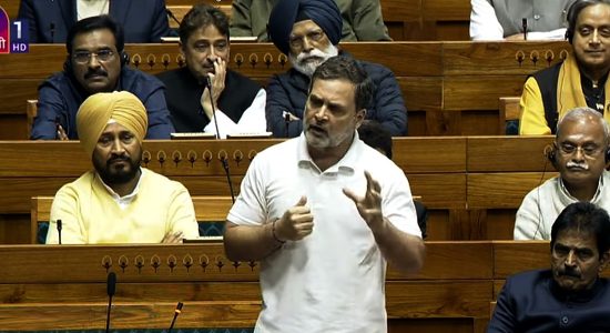 राहुल ने कहा, US के साथ ट्रेड एग्रीमेंट देश के हितों से समझौता