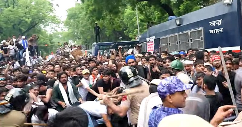 Lakhs of students and youth staged an unprecedented protest near Parliament in Delhi