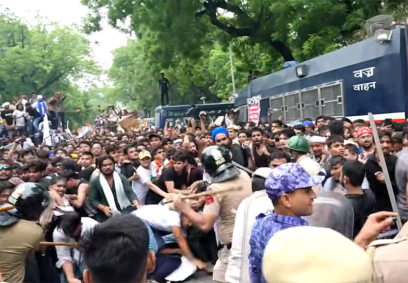 Lakhs of students and youth staged an unprecedented protest near Parliament in Delhi